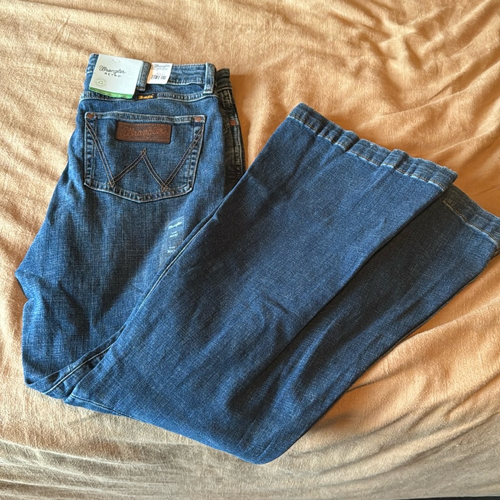 Wrangler Retro Bell Bottom Jean